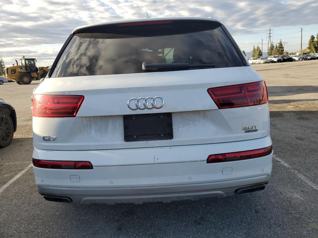 Photo 5 VIN: WA1LAAF7XJD043785 - AUDI Q7 