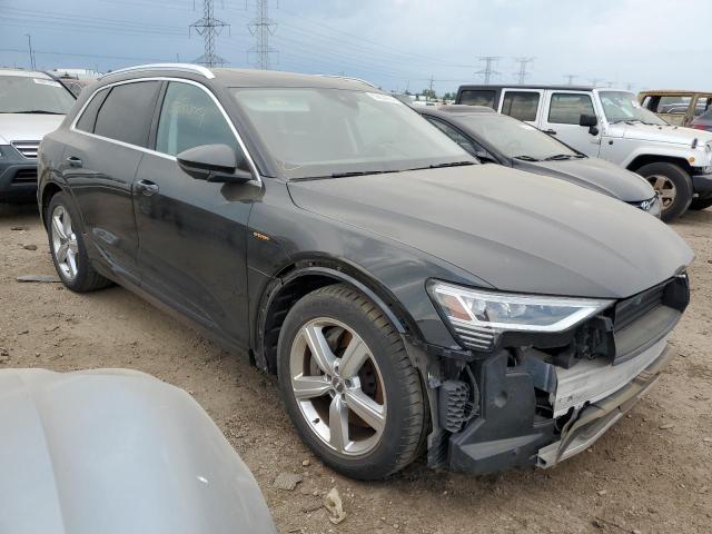 Photo 3 VIN: WA1LAAGE0KB023586 - AUDI E-TRON 