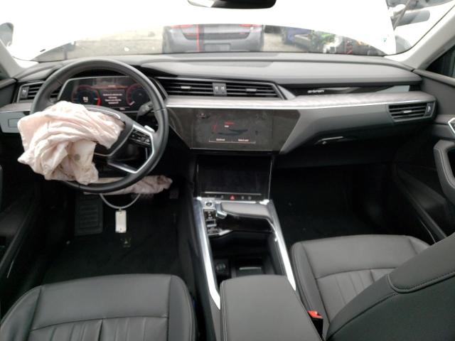 Photo 7 VIN: WA1LAAGE0MB005804 - AUDI E-TRON 