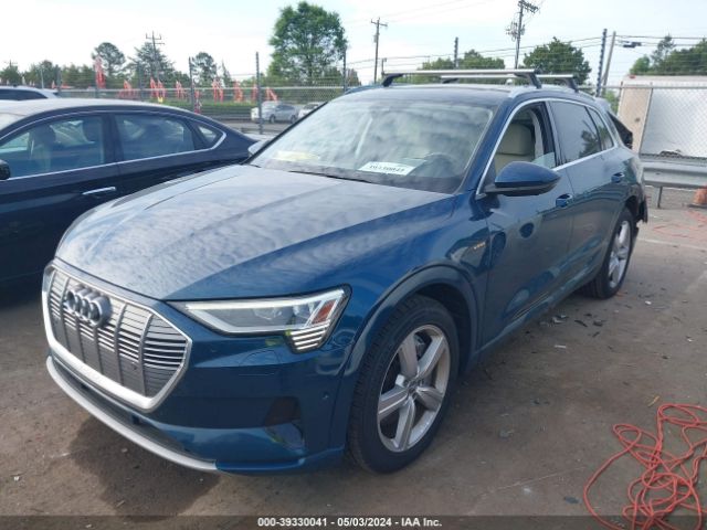 Photo 1 VIN: WA1LAAGE3KB009035 - AUDI E-TRON 