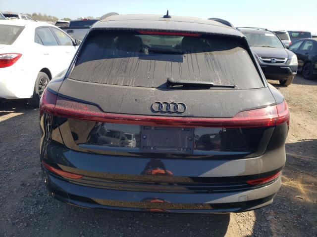 Photo 5 VIN: WA1LAAGE4NB008318 - AUDI E-TRON PRE 