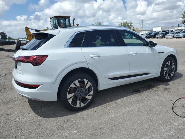 Photo 2 VIN: WA1LAAGE5NB032708 - AUDI E-TRON 