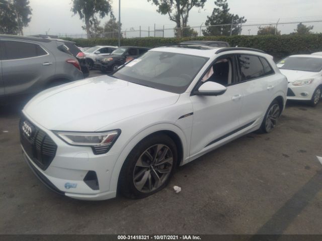 Photo 1 VIN: WA1LAAGE7MB002222 - AUDI E-TRON 