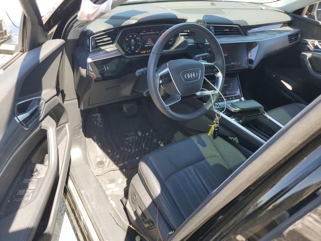 Photo 7 VIN: WA1LAAGE7PB008185 - AUDI E-TRON PRE 