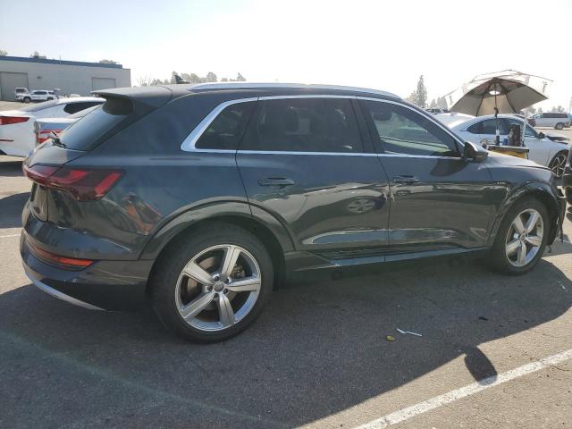 Photo 2 VIN: WA1LAAGE9KB021464 - AUDI E-TRON PRE 