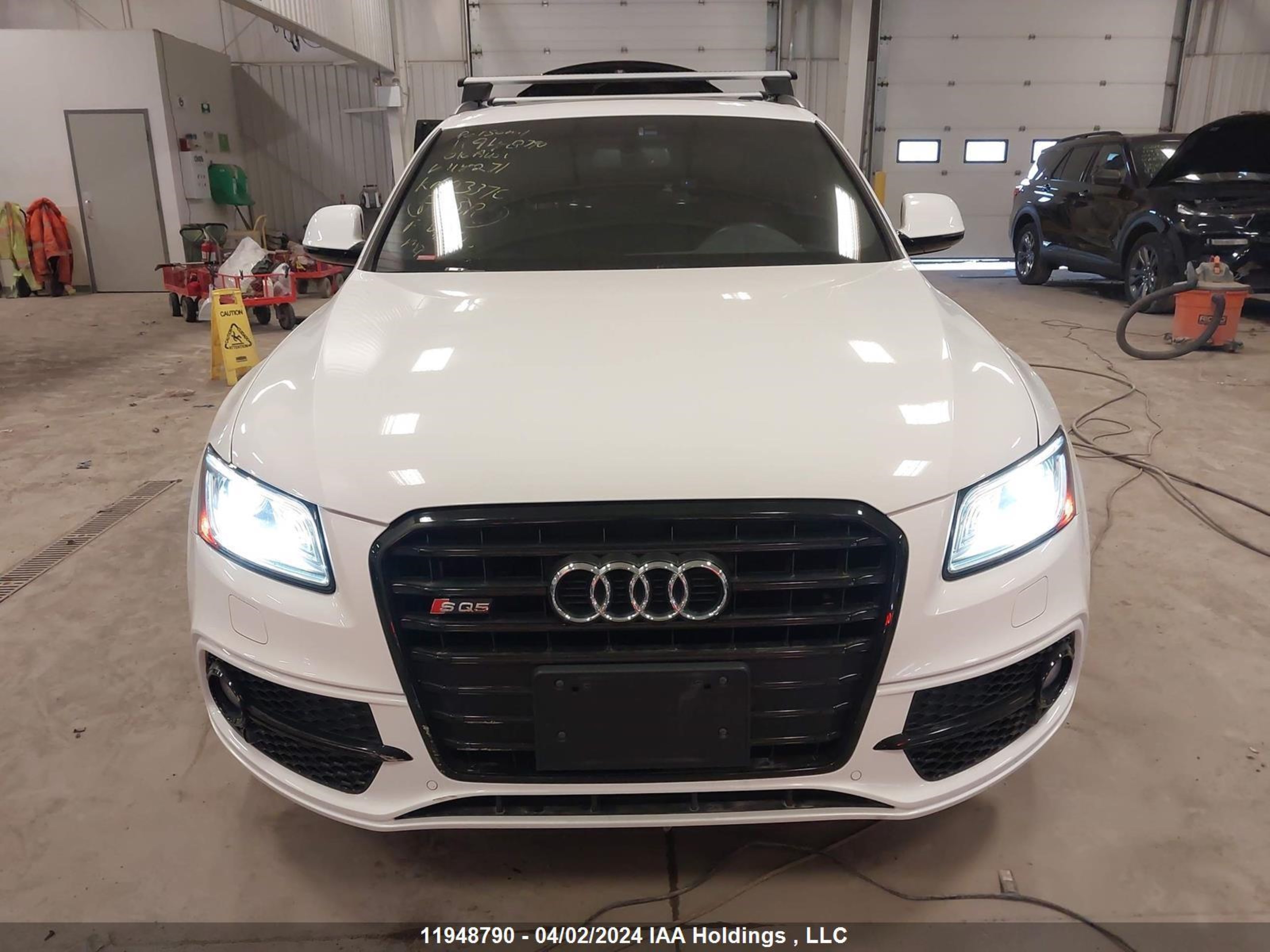 Photo 11 VIN: WA1LCAFP0GA114271 - AUDI SQ5 