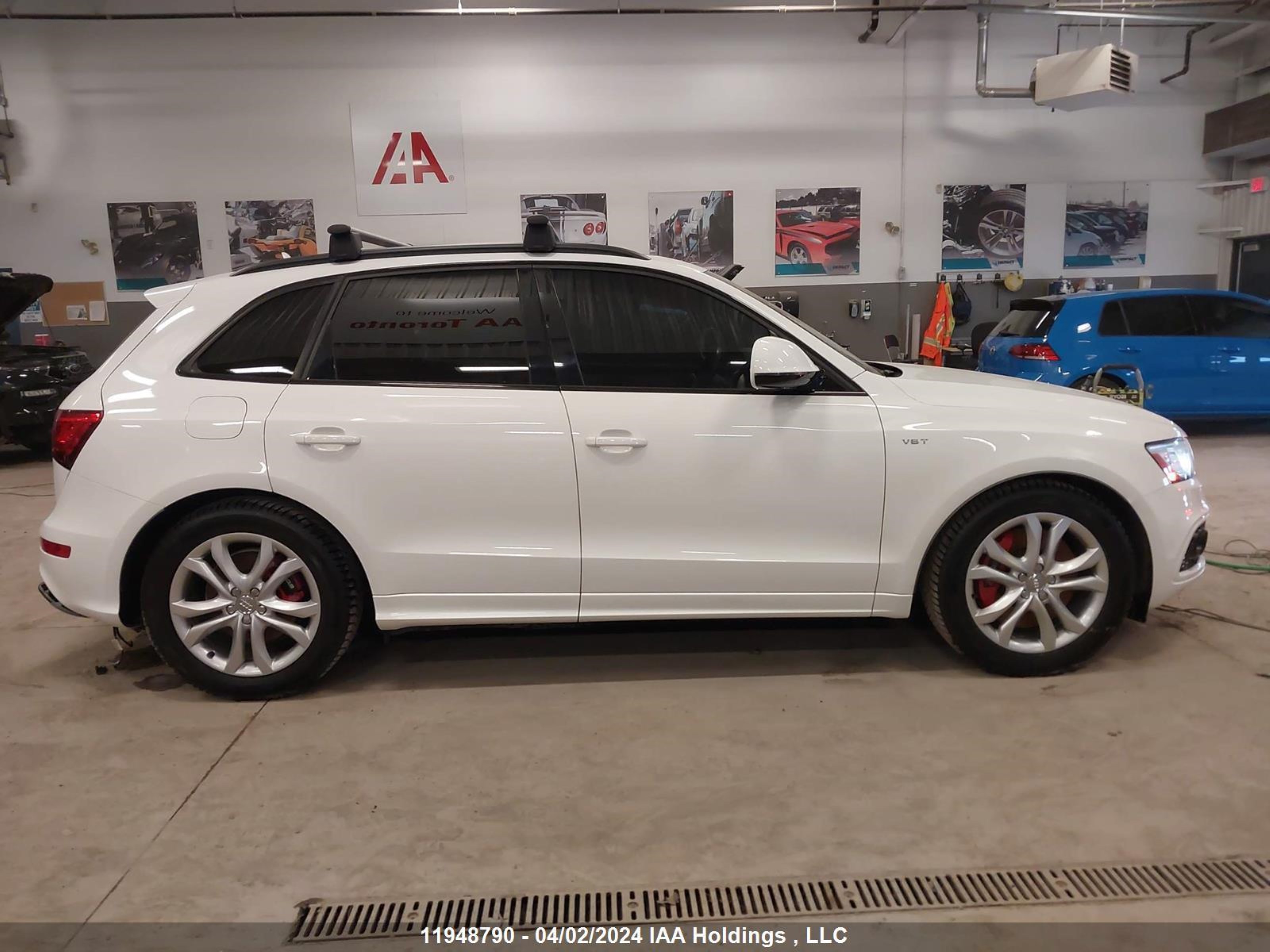 Photo 12 VIN: WA1LCAFP0GA114271 - AUDI SQ5 