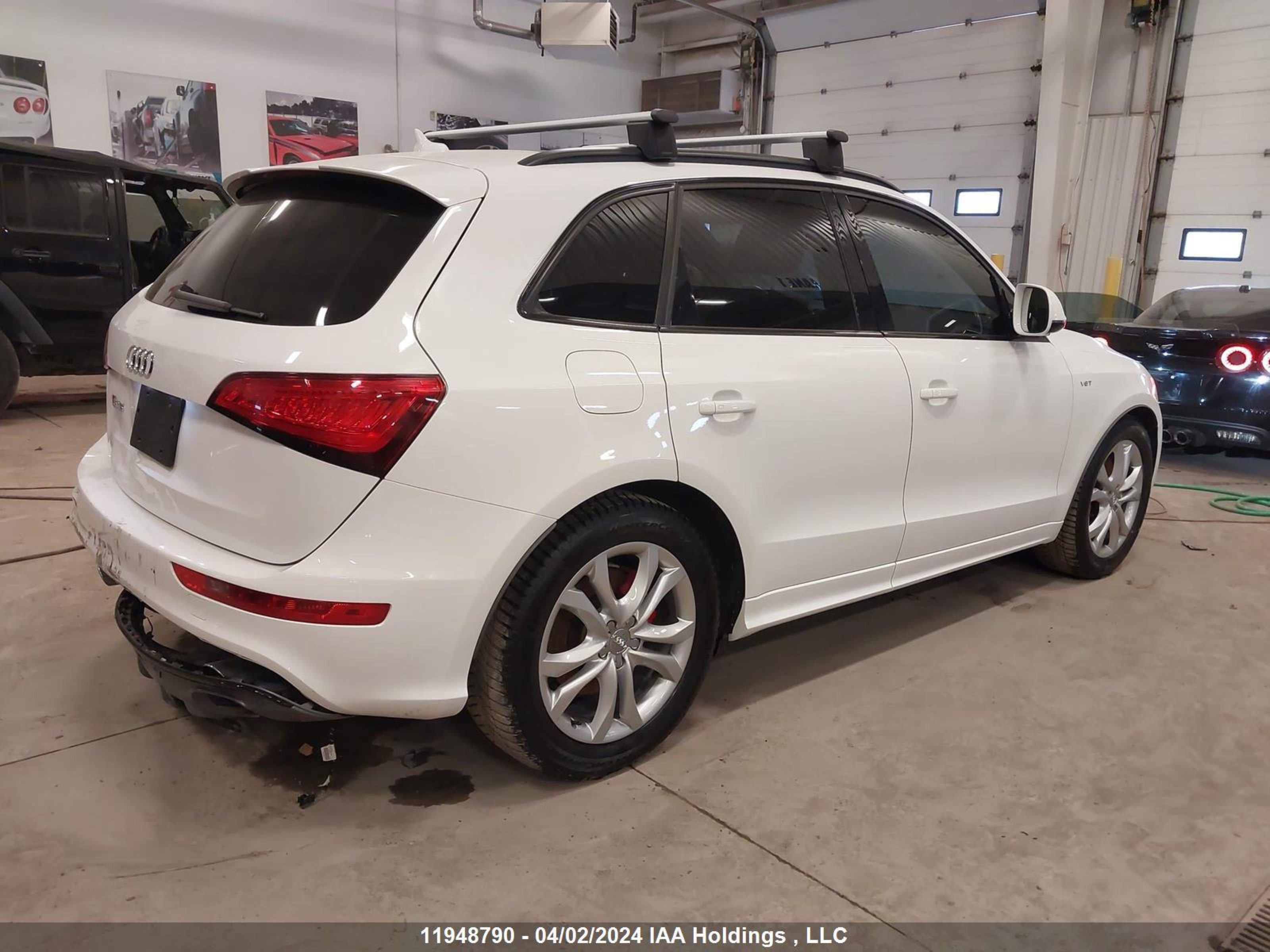 Photo 3 VIN: WA1LCAFP0GA114271 - AUDI SQ5 