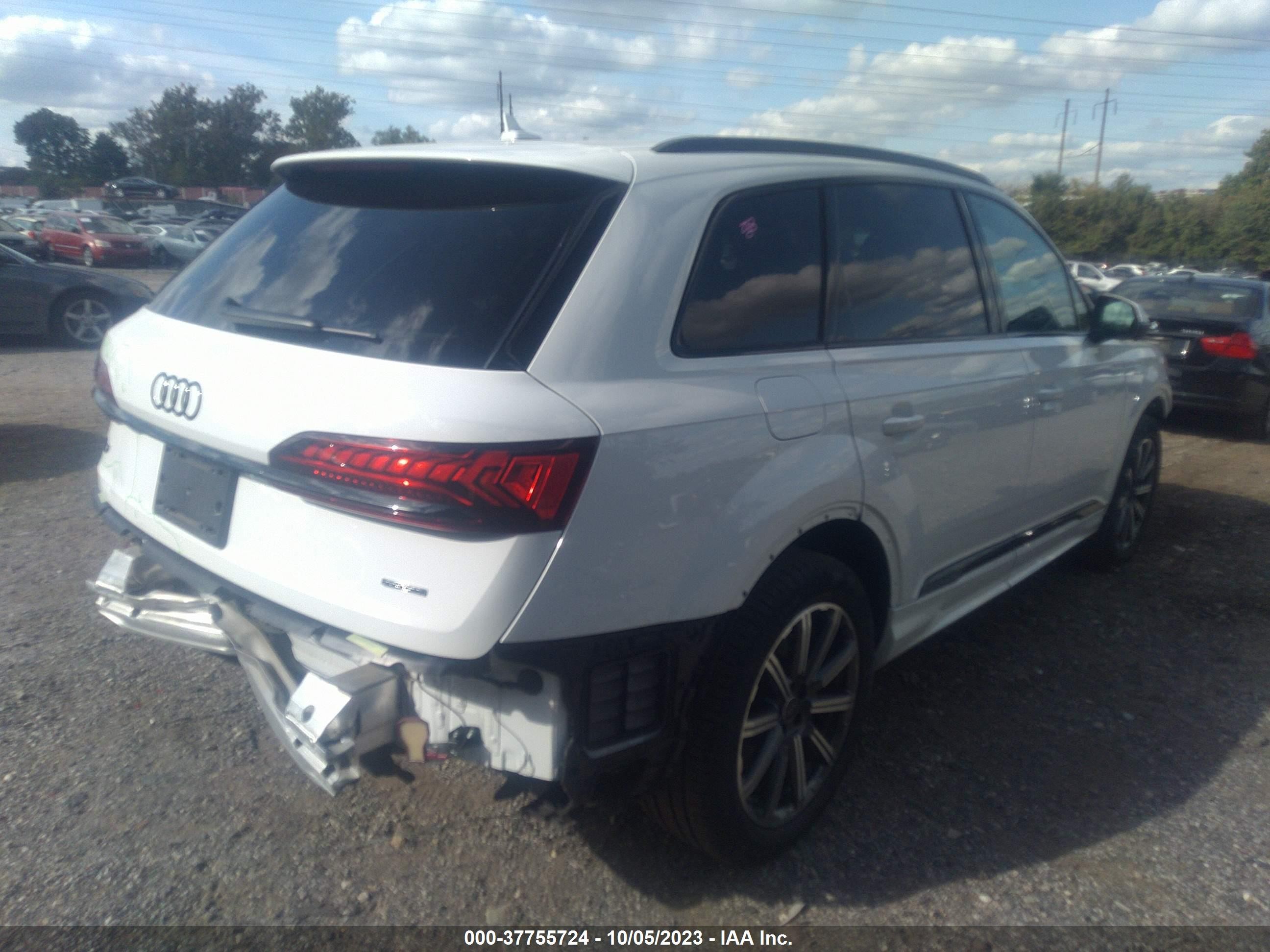 Photo 3 VIN: WA1LCBF73PD013780 - AUDI Q7 