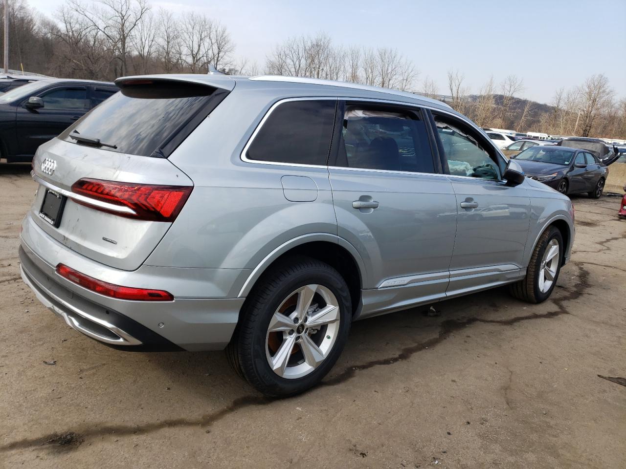 Photo 2 VIN: WA1LCBF77PD030162 - AUDI Q7 