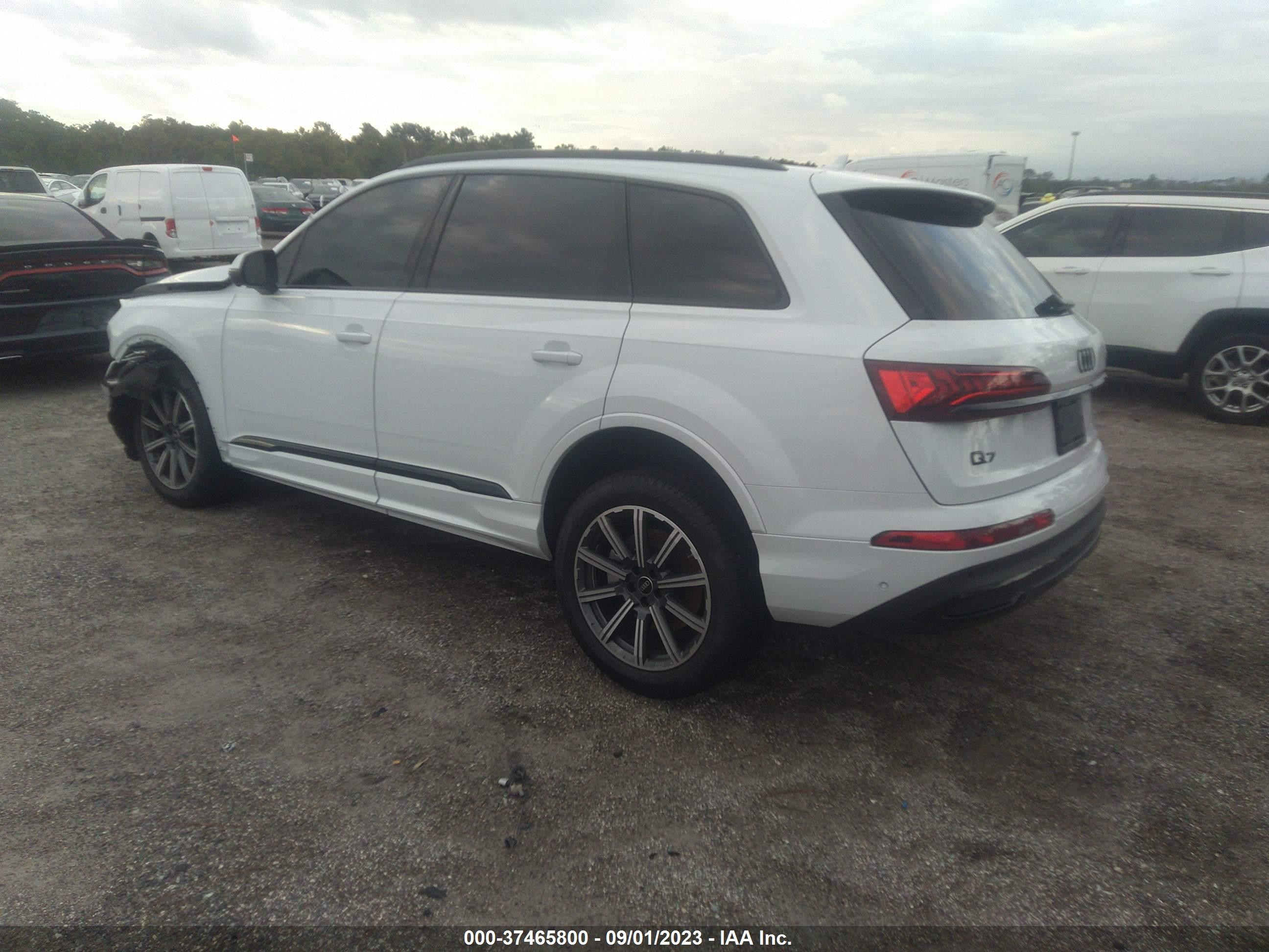 Photo 2 VIN: WA1LCBF78PD008039 - AUDI Q7 