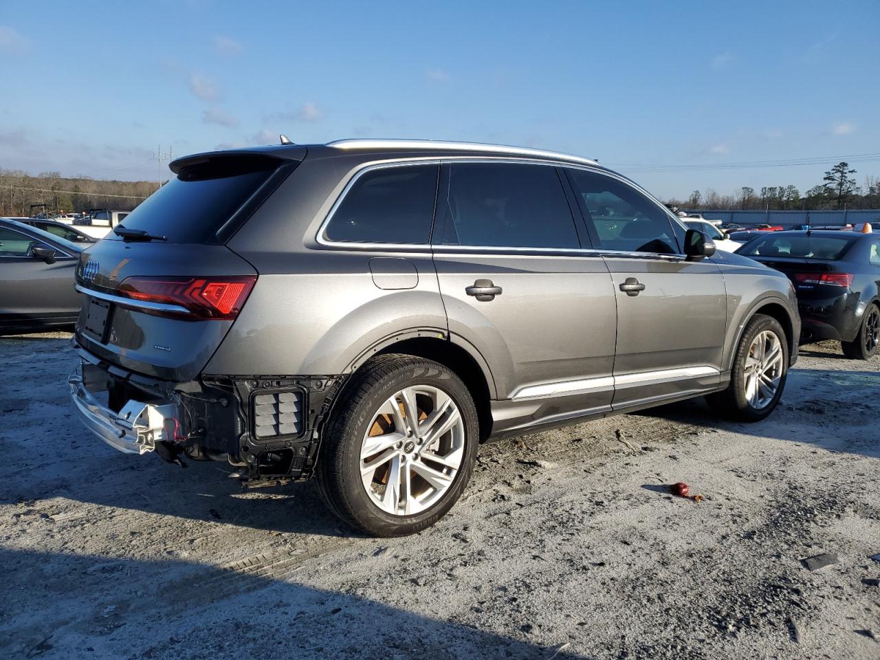 Photo 2 VIN: WA1LCBF7XPD019608 - AUDI Q7 