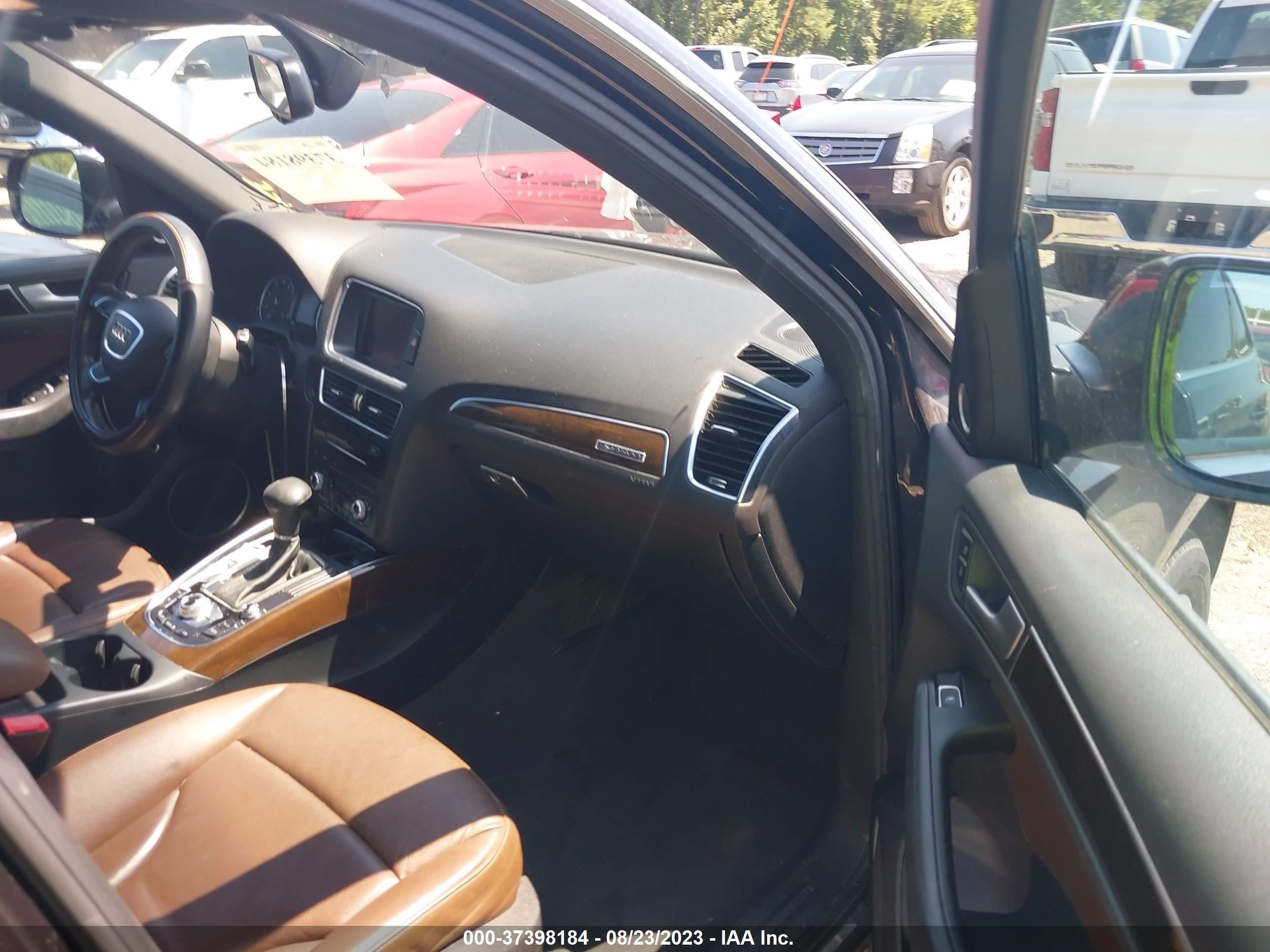 Photo 4 VIN: WA1LFAFP0EA092972 - AUDI Q5 