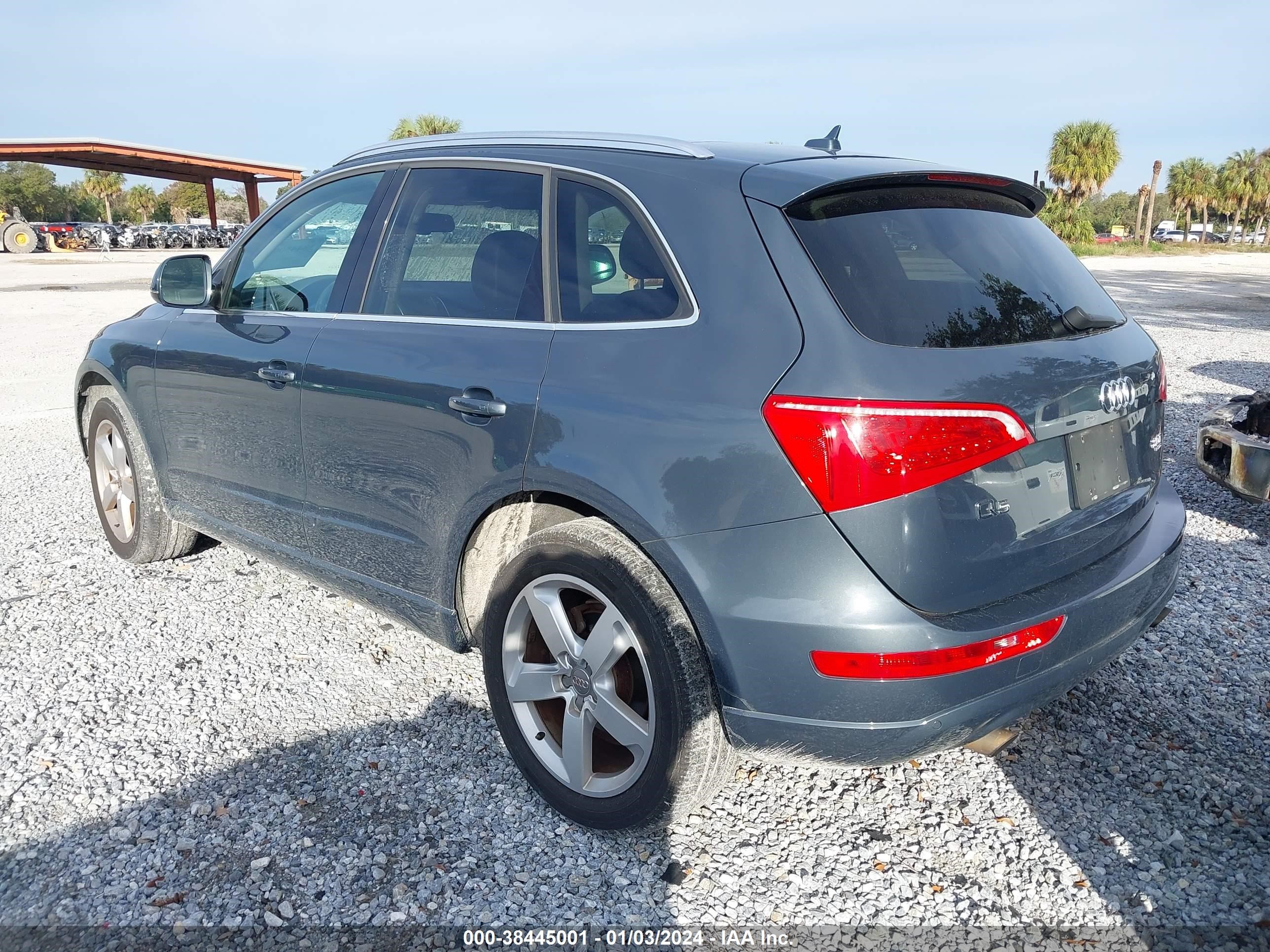 Photo 2 VIN: WA1LFAFP2BA113882 - AUDI Q5 