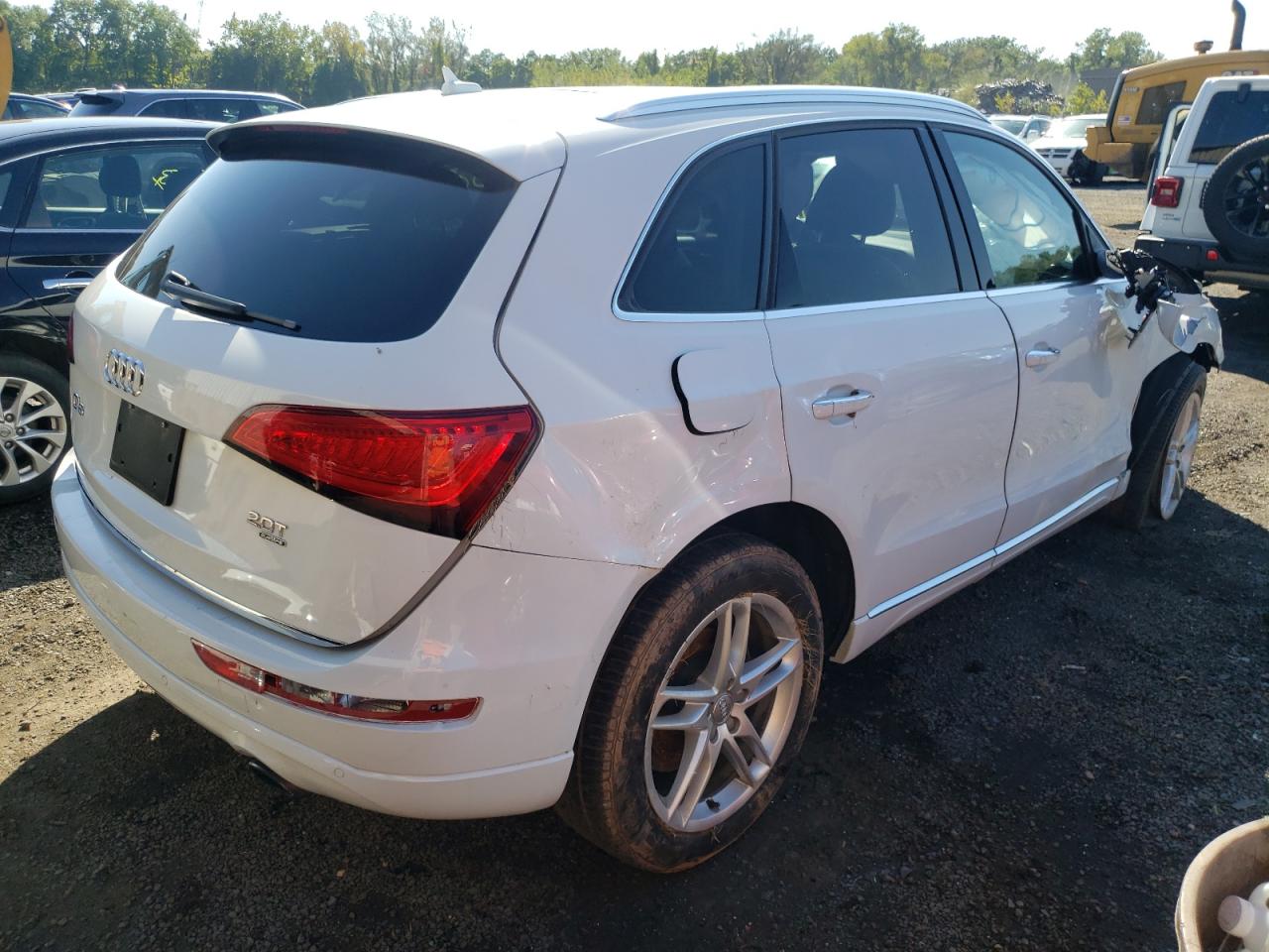 Photo 2 VIN: WA1LFAFP2FA008586 - AUDI Q5 