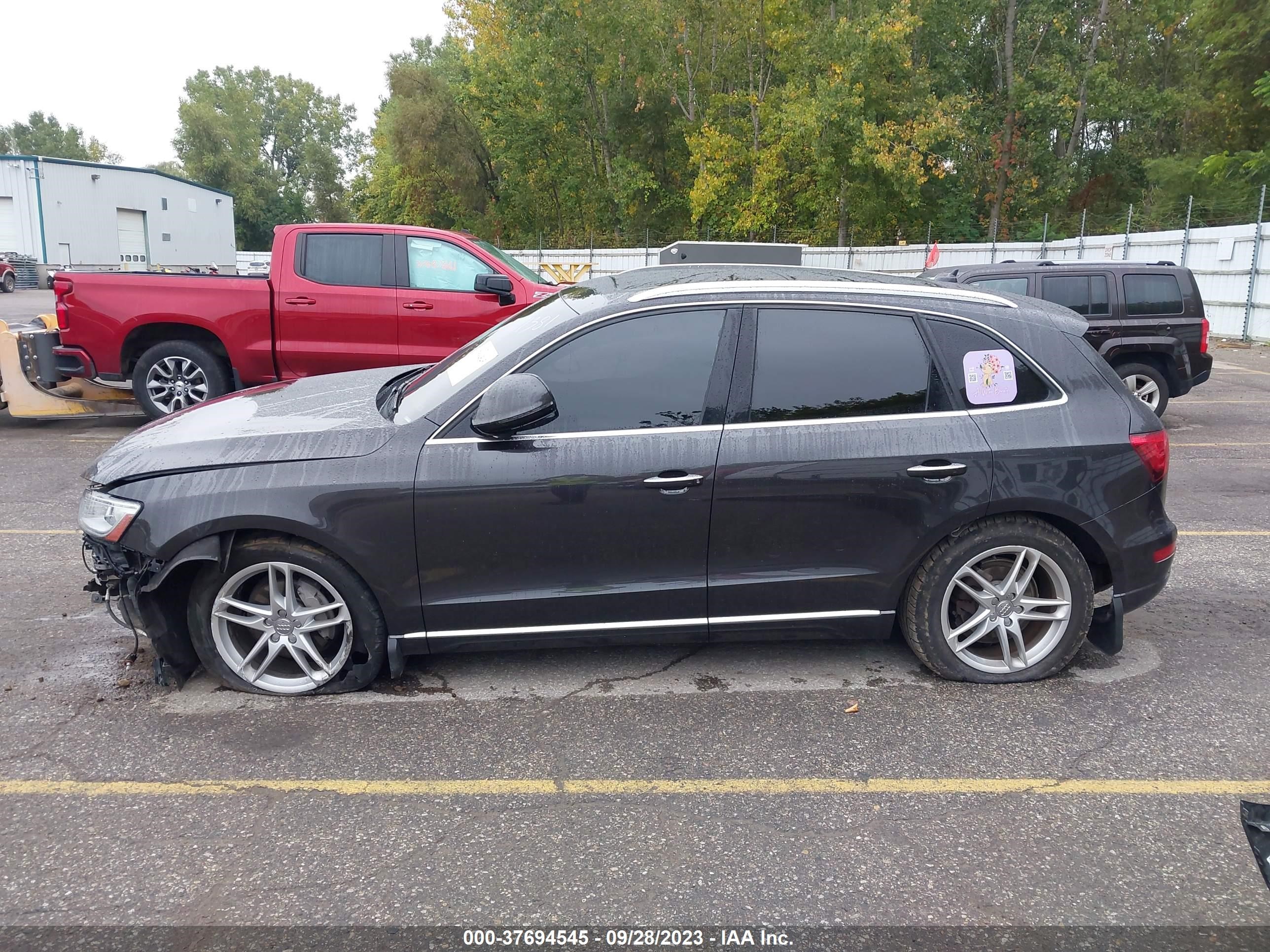 Photo 14 VIN: WA1LFAFP2FA071381 - AUDI Q5 