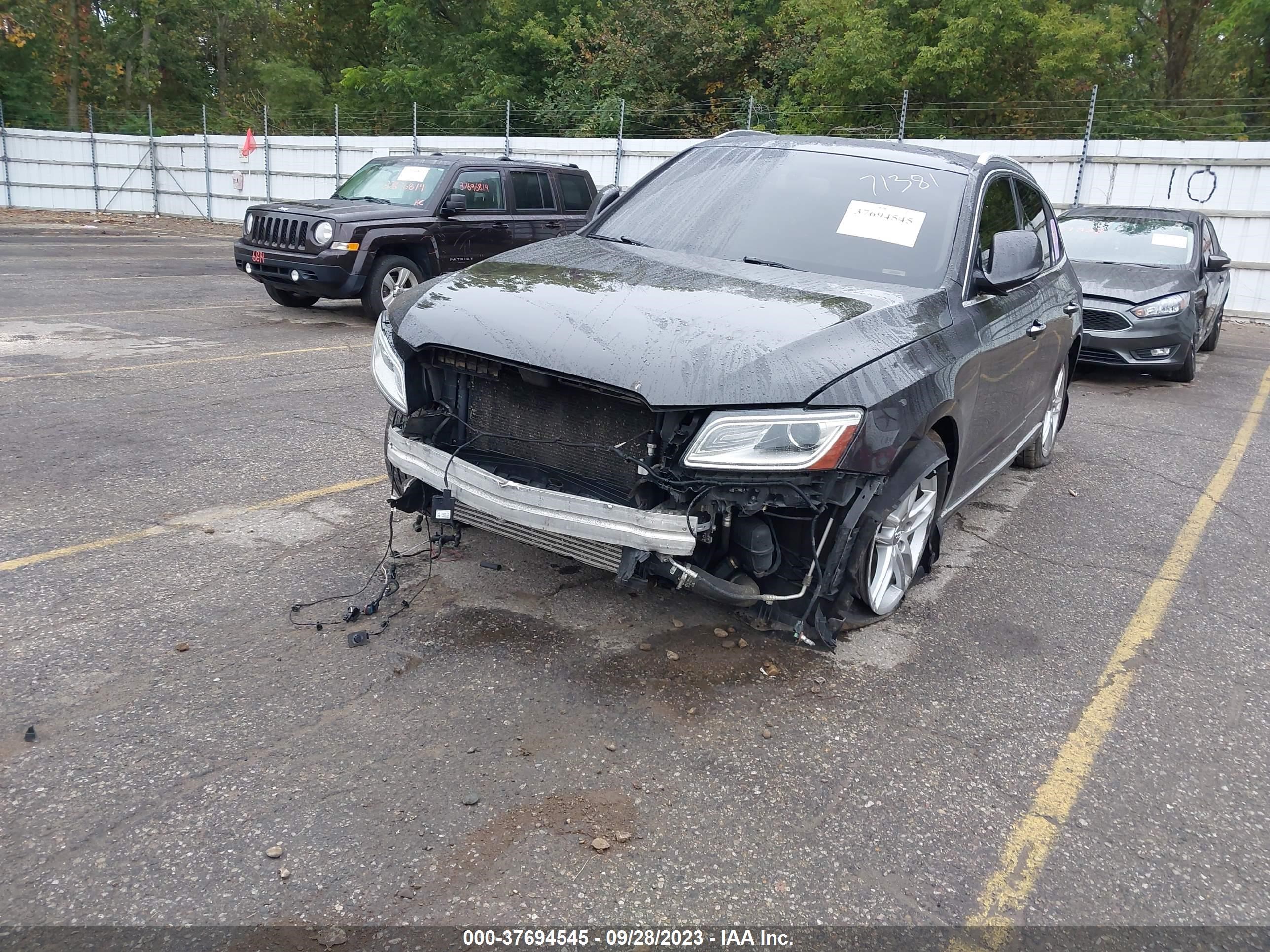 Photo 5 VIN: WA1LFAFP2FA071381 - AUDI Q5 