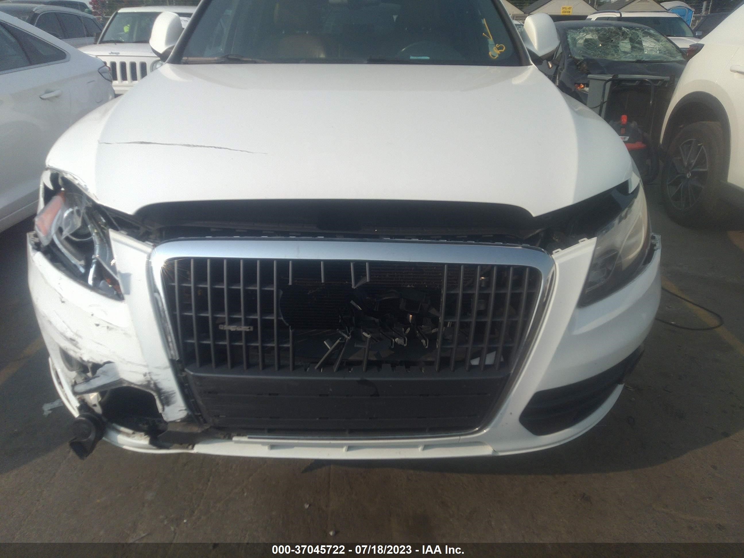 Photo 5 VIN: WA1LFAFP5CA006679 - AUDI Q5 