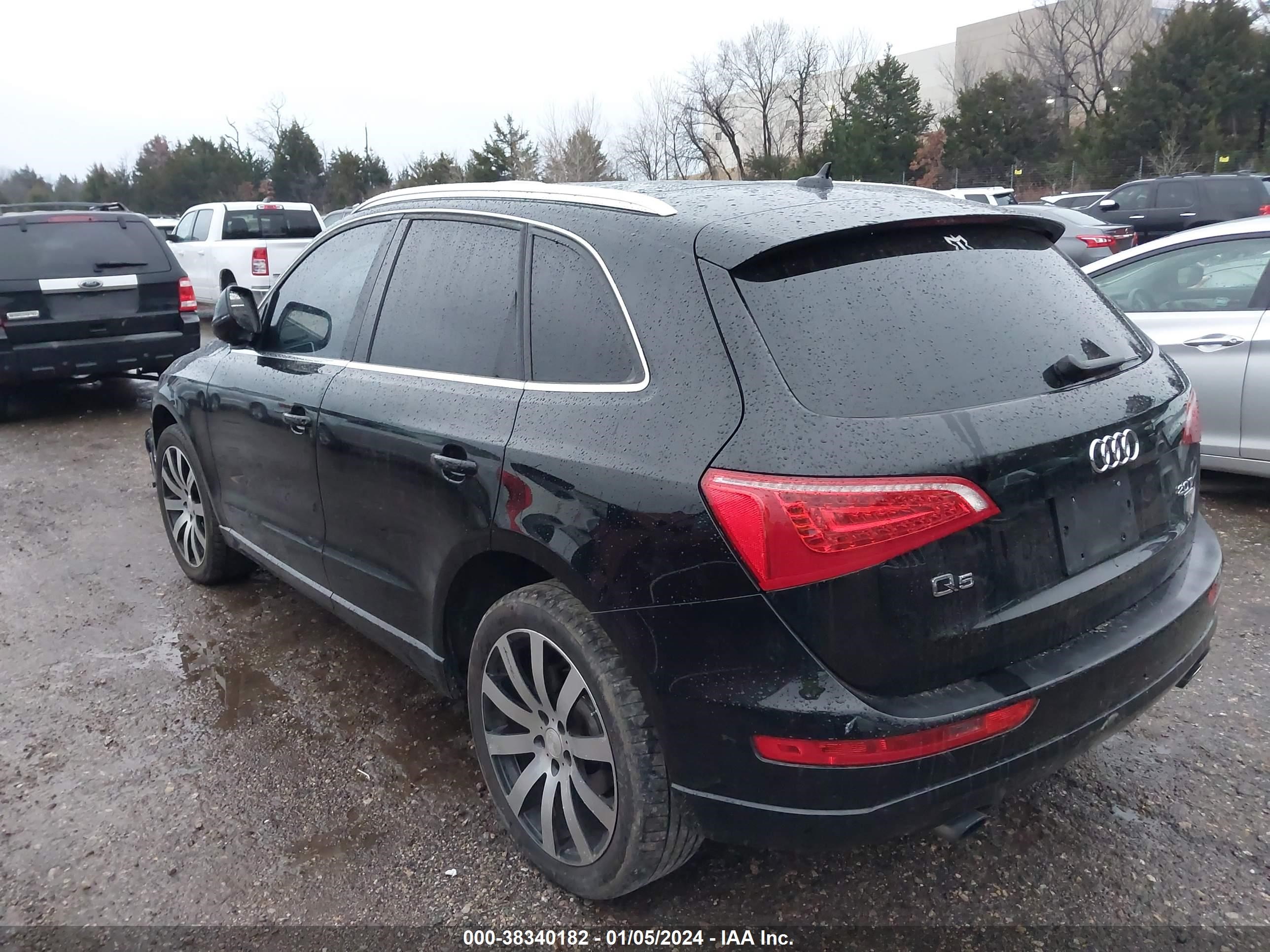 Photo 2 VIN: WA1LFAFP5CA102781 - AUDI Q5 