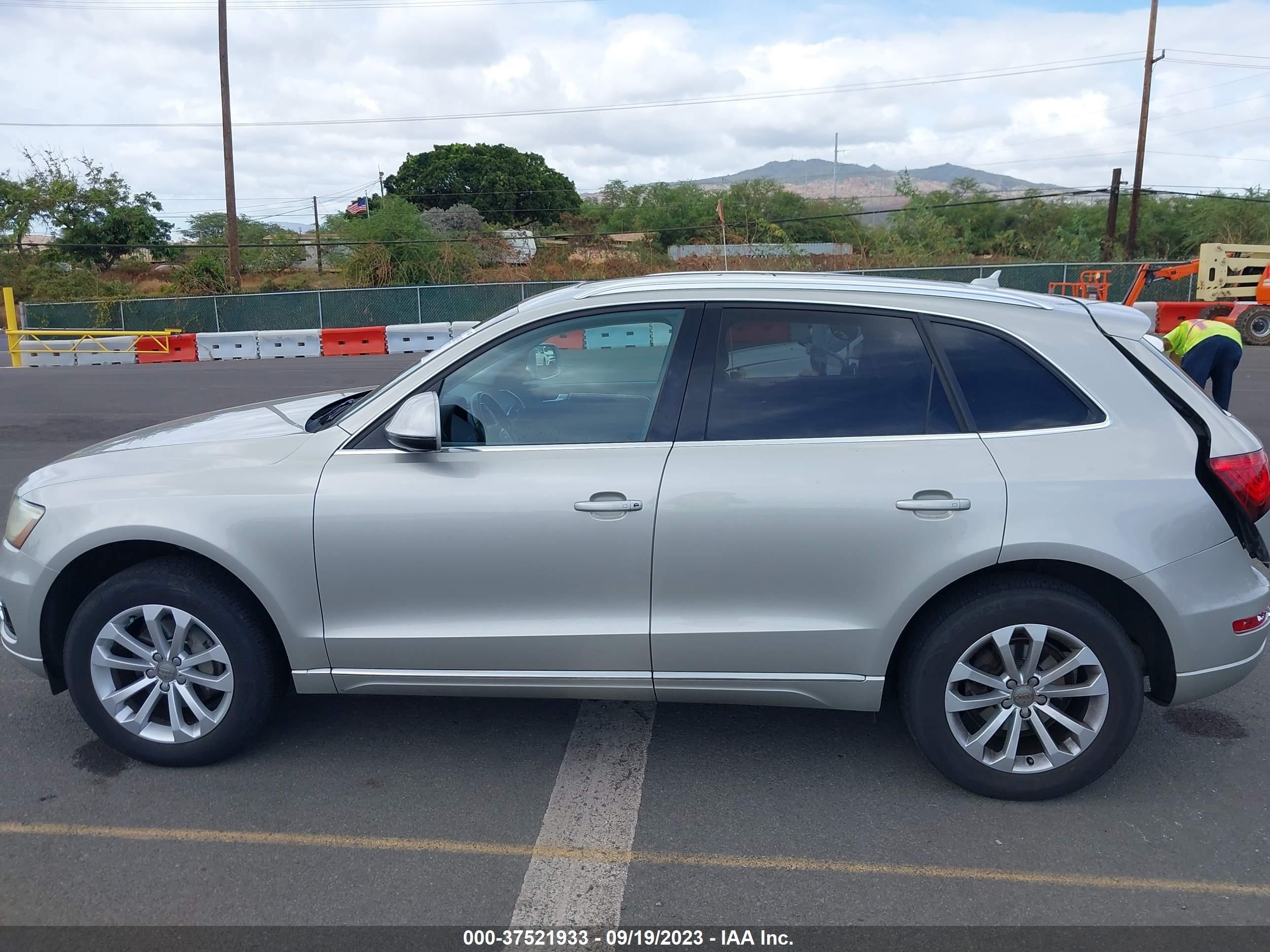 Photo 13 VIN: WA1LFAFP5DA101261 - AUDI Q5 