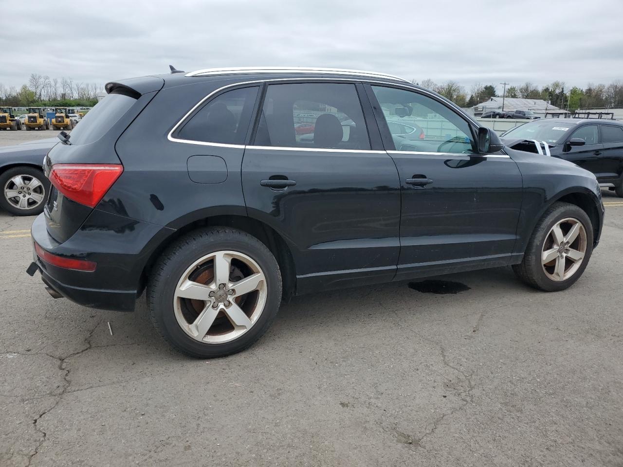 Photo 2 VIN: WA1LFAFP6CA102756 - AUDI Q5 