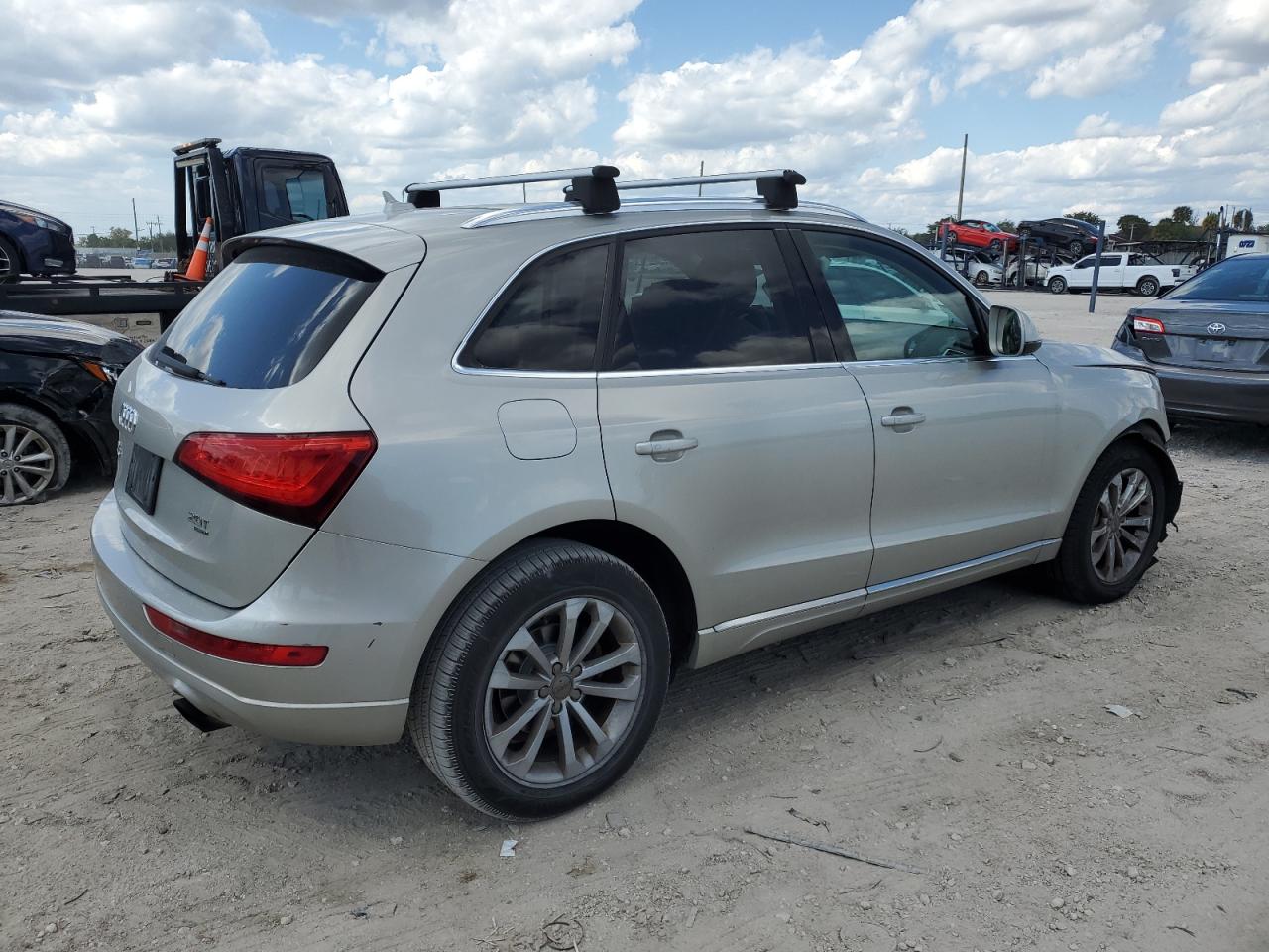 Photo 2 VIN: WA1LFAFP7EA008808 - AUDI Q5 