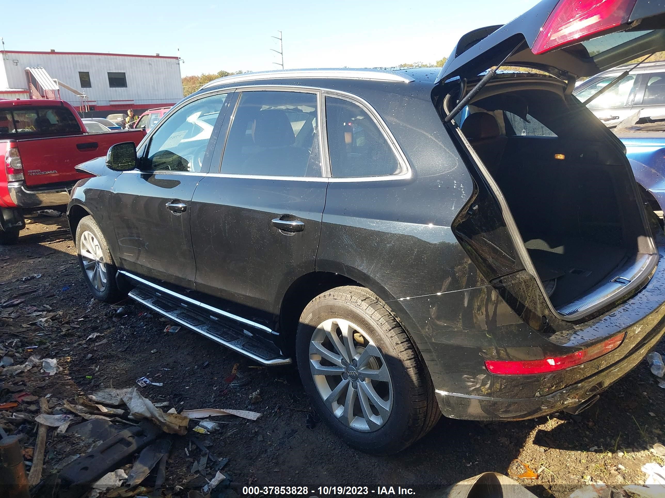 Photo 2 VIN: WA1LFAFP7FA077001 - AUDI Q5 