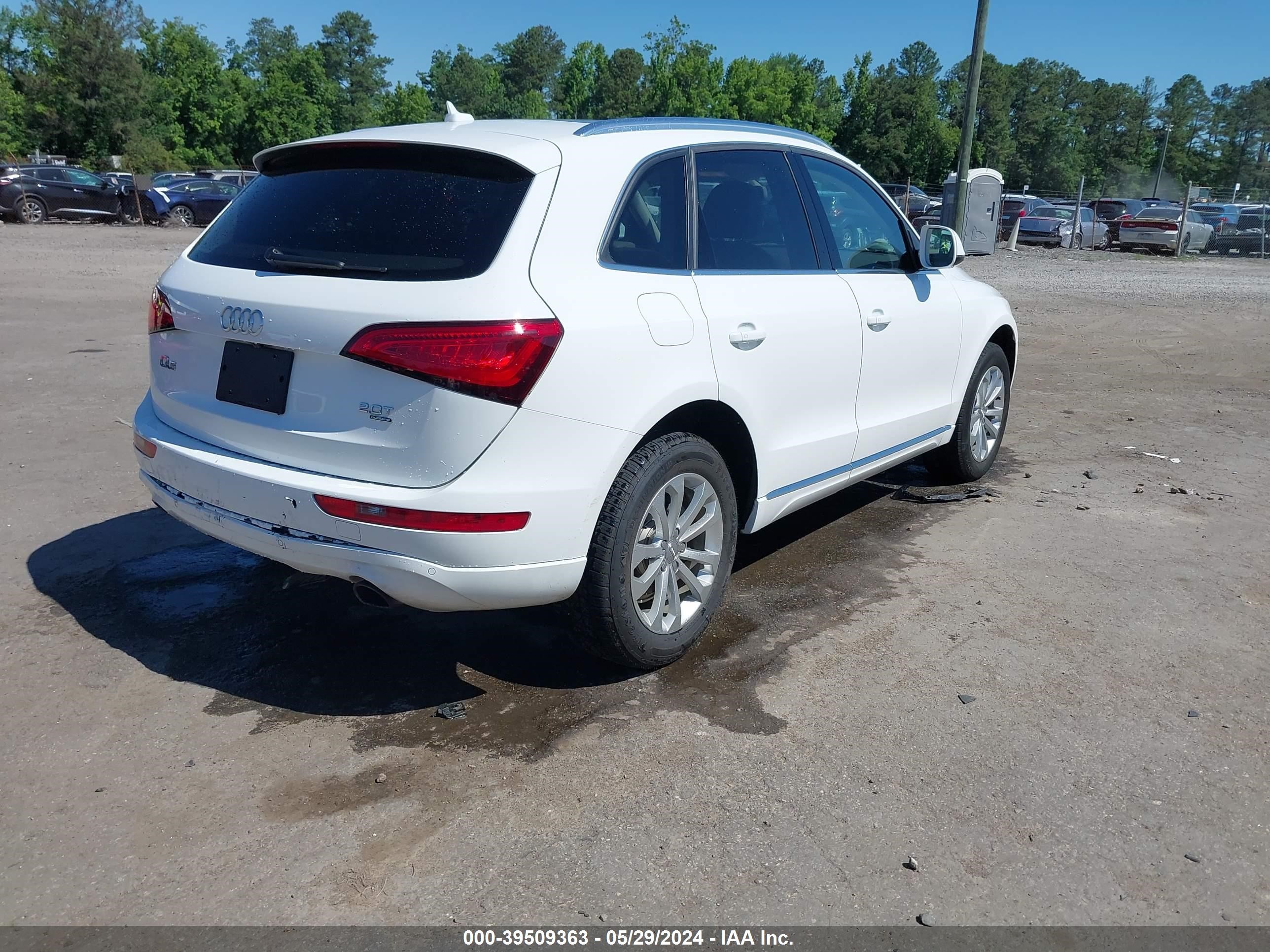 Photo 3 VIN: WA1LFAFP8EA110814 - AUDI Q5 