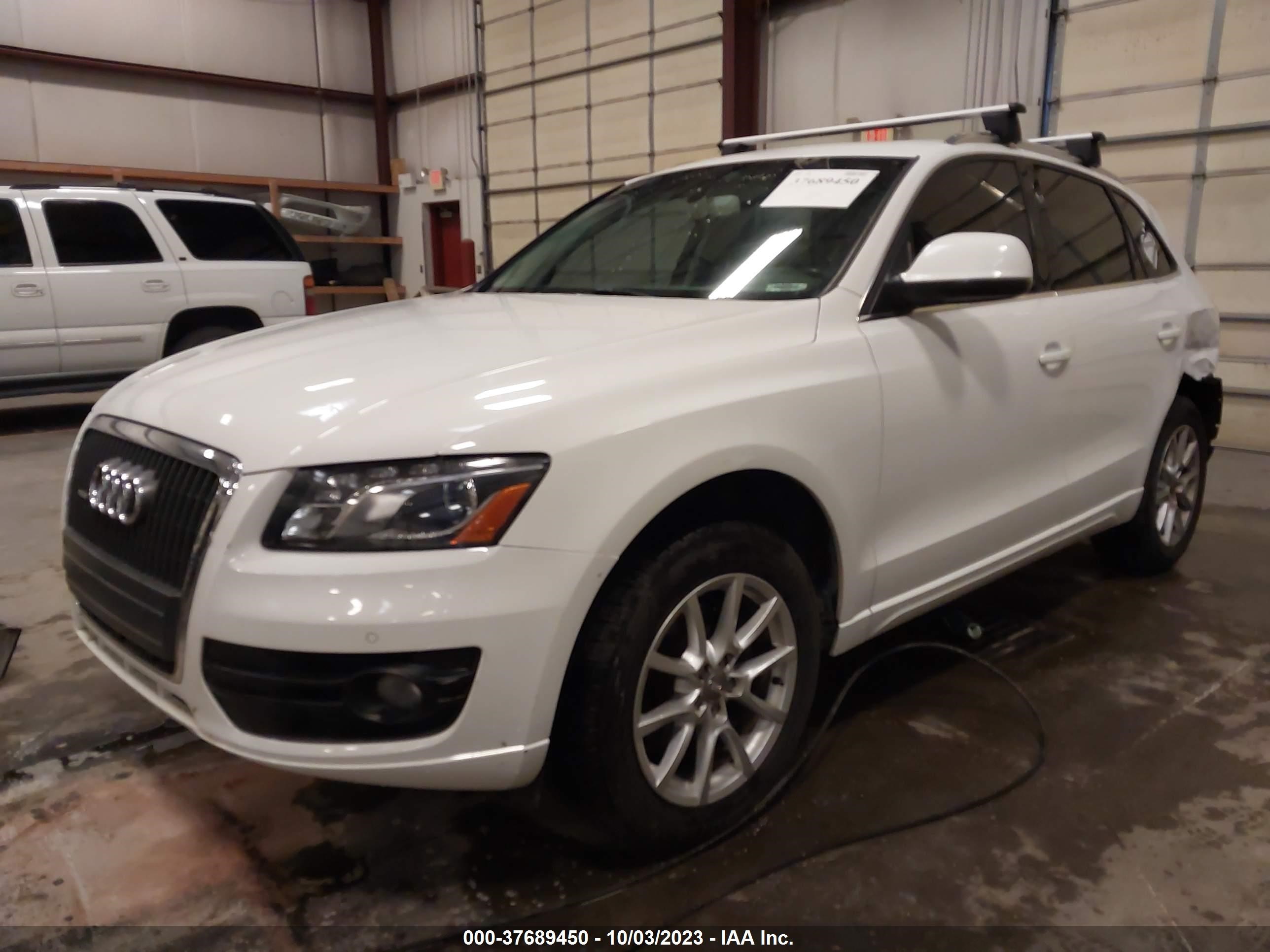 Photo 1 VIN: WA1LFAFP9BA099107 - AUDI Q5 