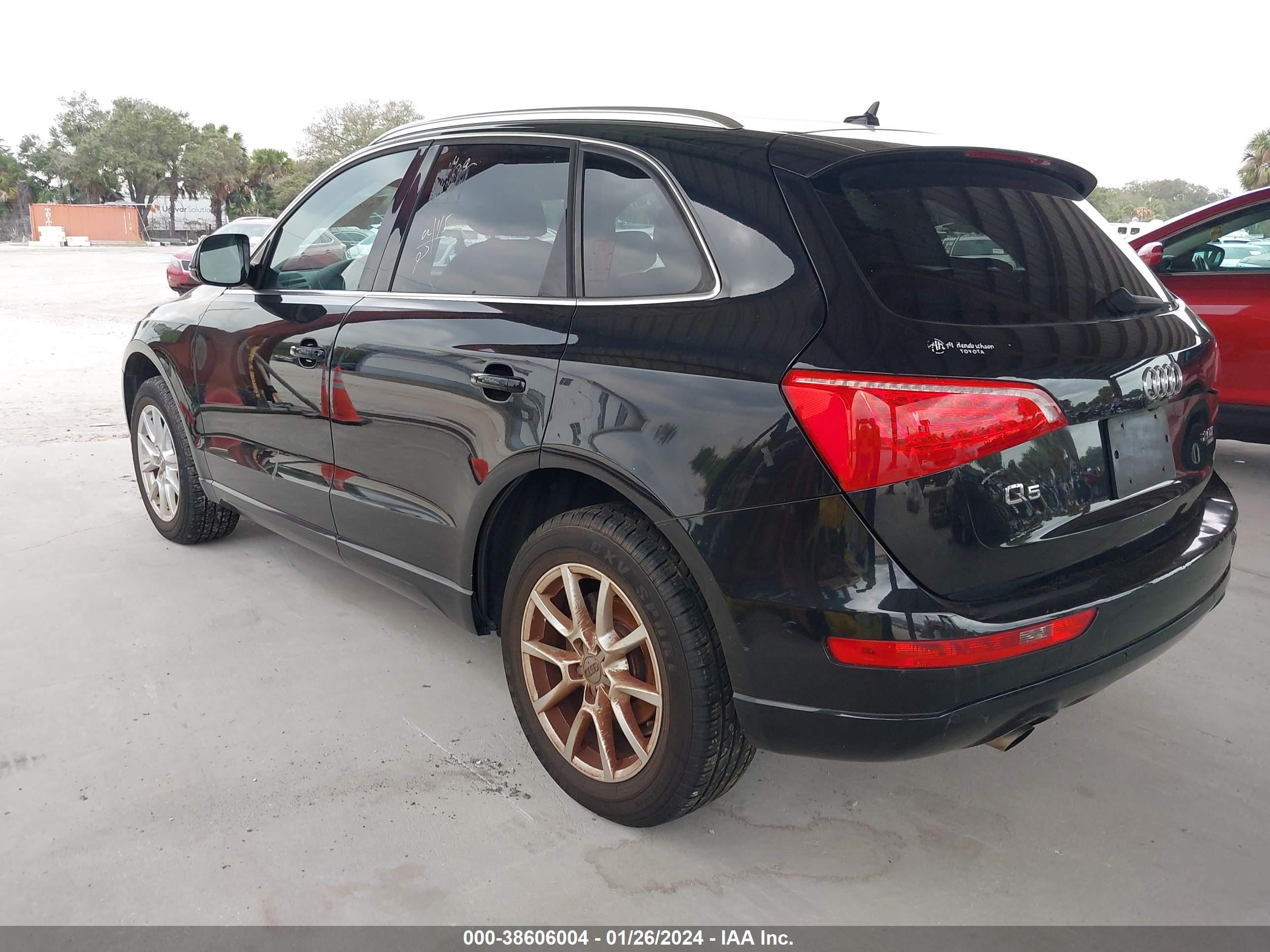 Photo 2 VIN: WA1LFAFP9CA050037 - AUDI Q5 