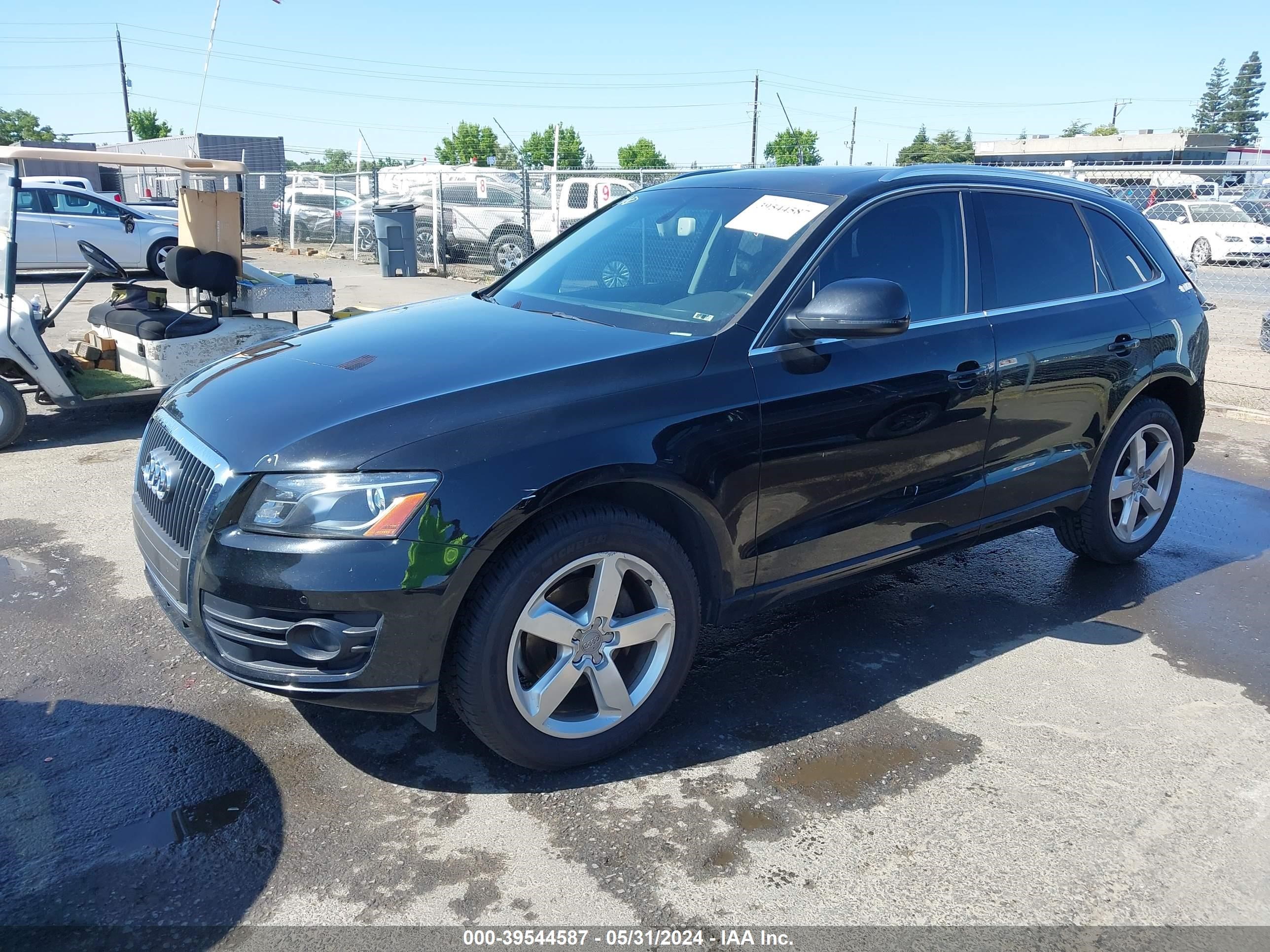 Photo 1 VIN: WA1LFAFP9CA136688 - AUDI Q5 