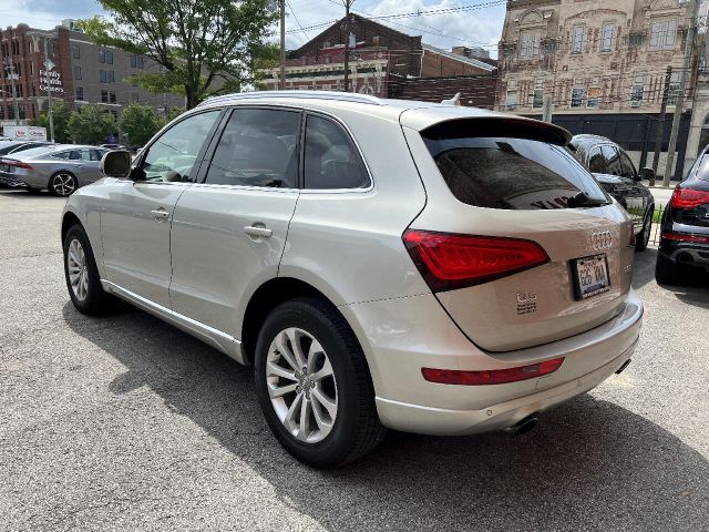 Photo 3 VIN: WA1LFBFP9EA050015 - AUDI Q5 