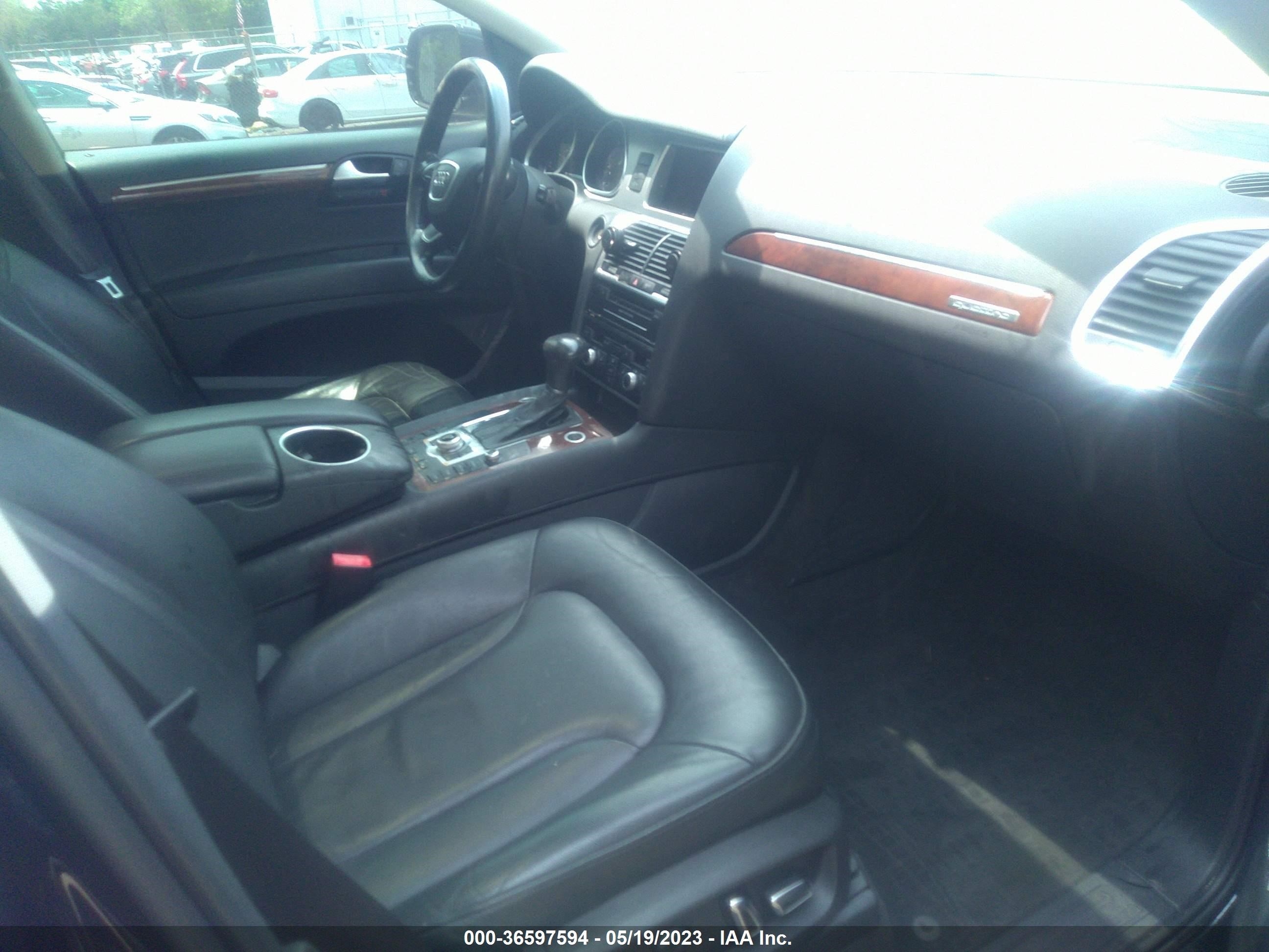 Photo 4 VIN: WA1LGAFEXCD007434 - AUDI Q7 