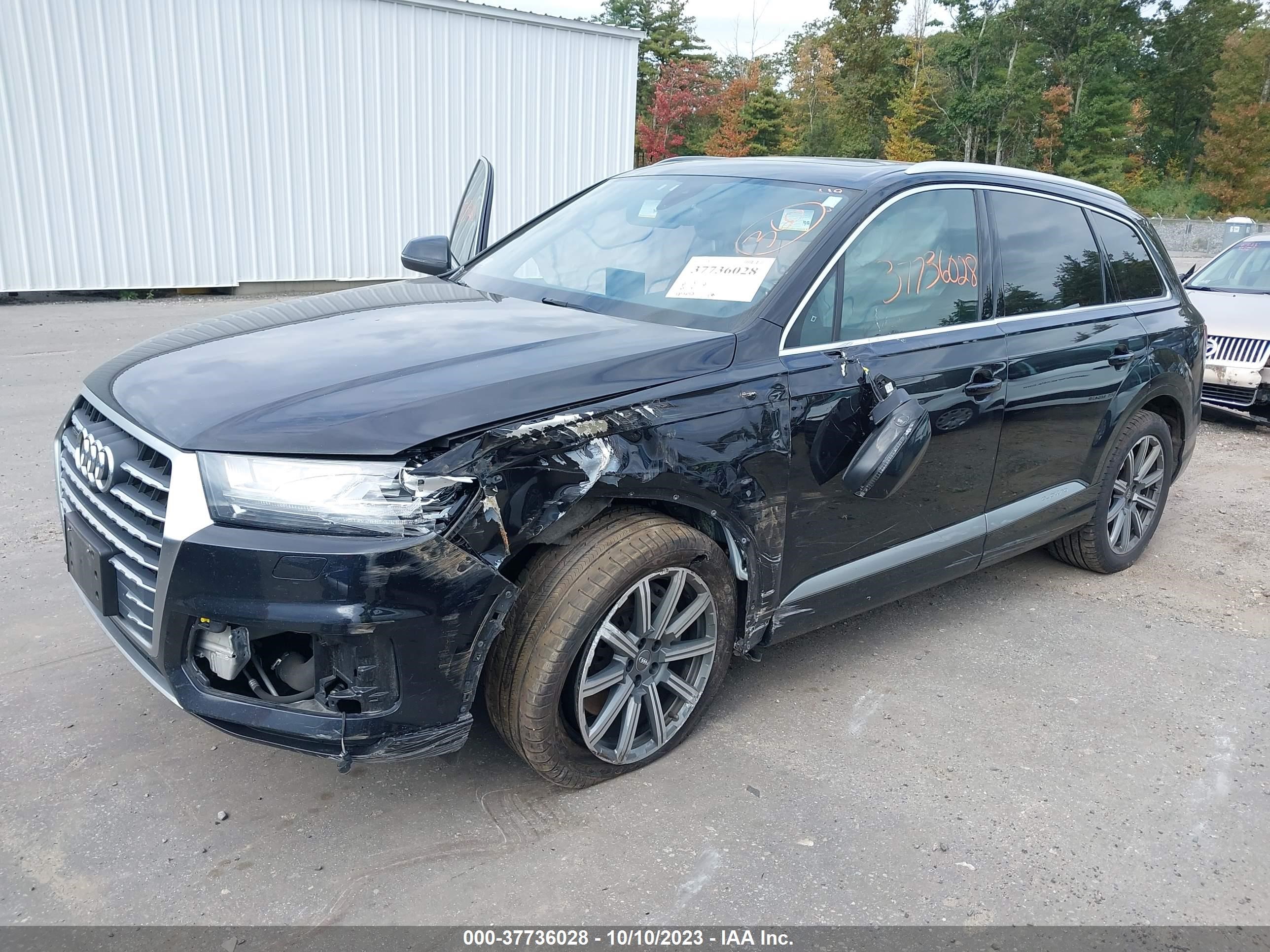 Photo 1 VIN: WA1LHAF71JD048725 - AUDI Q7 