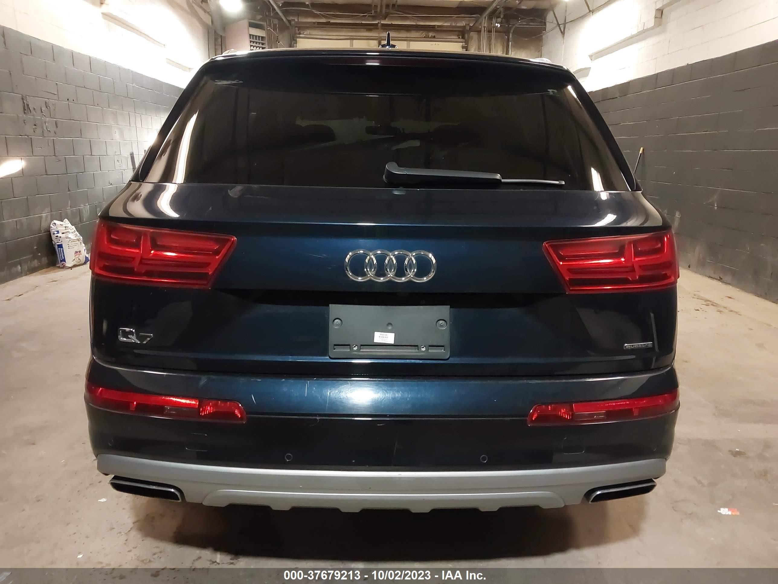 Photo 16 VIN: WA1LHAF72JD012123 - AUDI Q7 