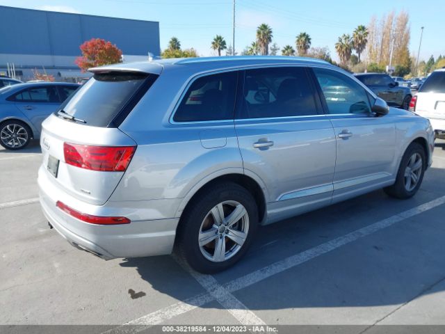 Photo 3 VIN: WA1LHAF74JD047858 - AUDI Q7 