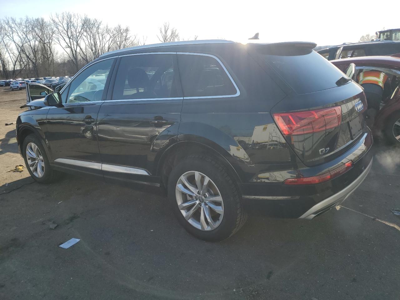 Photo 1 VIN: WA1LHAF75JD050042 - AUDI Q7 