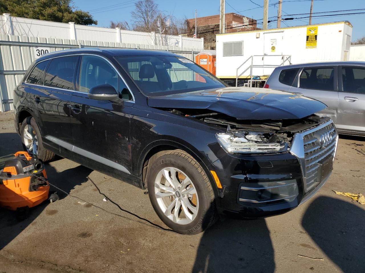 Photo 3 VIN: WA1LHAF75JD050042 - AUDI Q7 