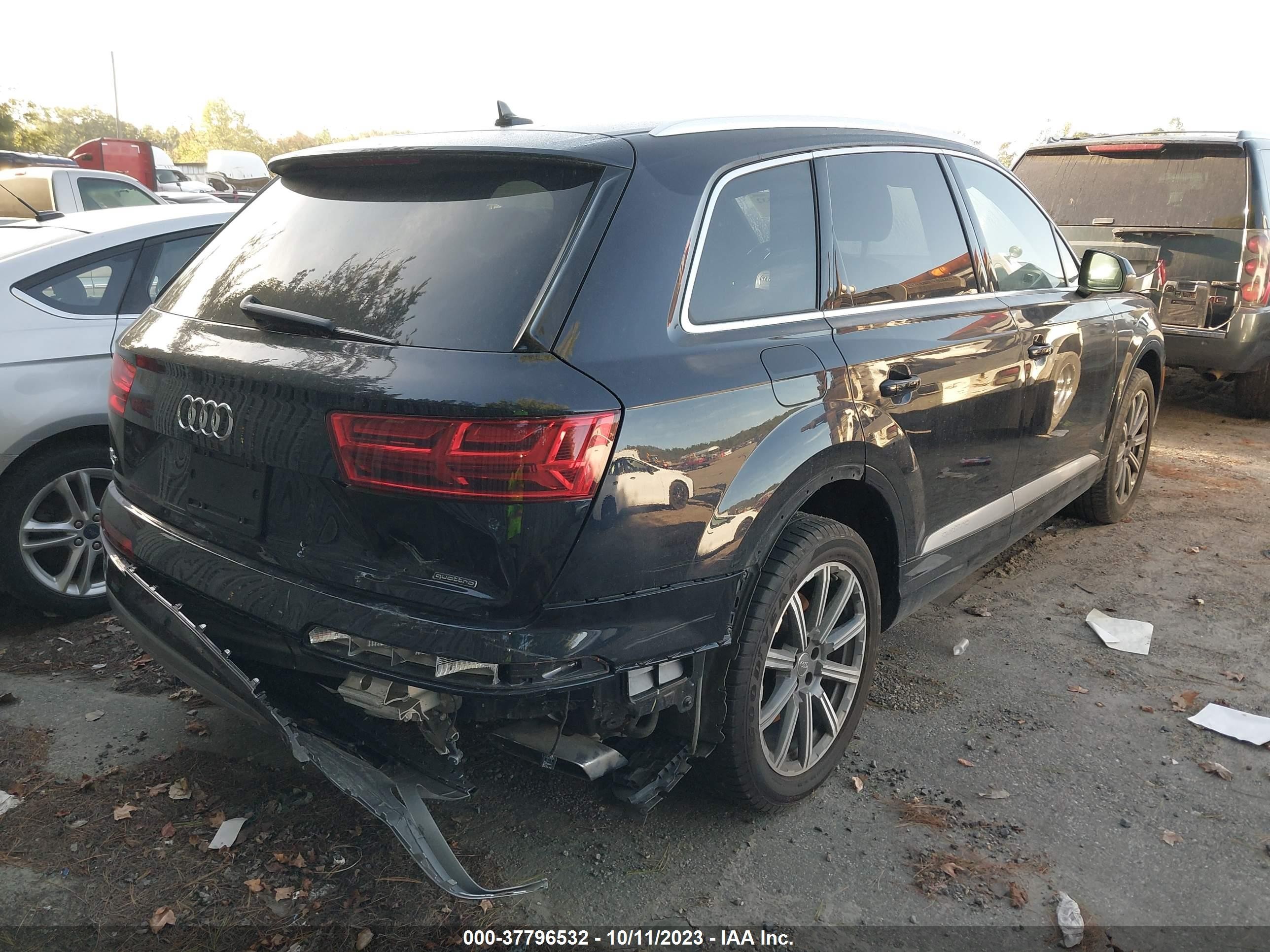 Photo 3 VIN: WA1LHAF76HD043191 - AUDI Q7 