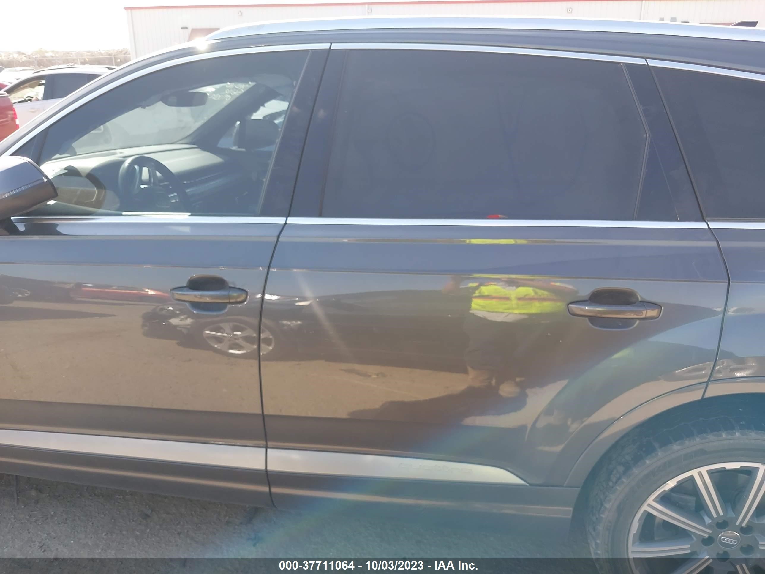 Photo 13 VIN: WA1LHAF78JD044946 - AUDI Q7 