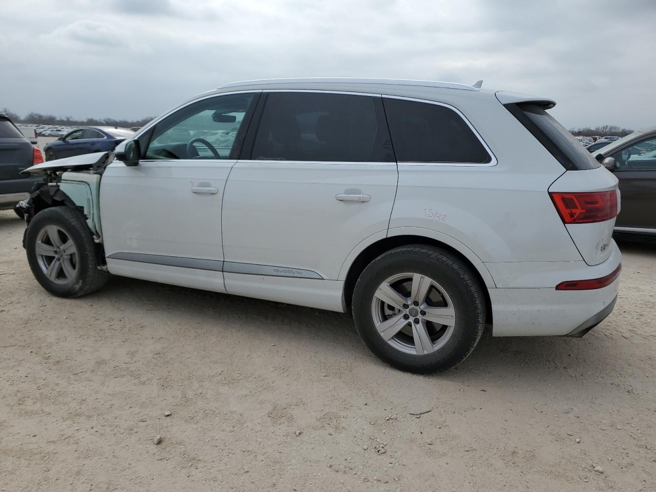 Photo 1 VIN: WA1LHAF7XJD001077 - AUDI Q7 