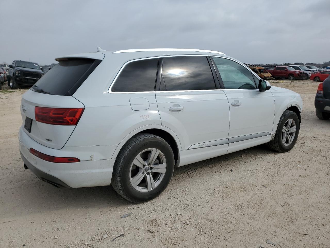 Photo 2 VIN: WA1LHAF7XJD001077 - AUDI Q7 