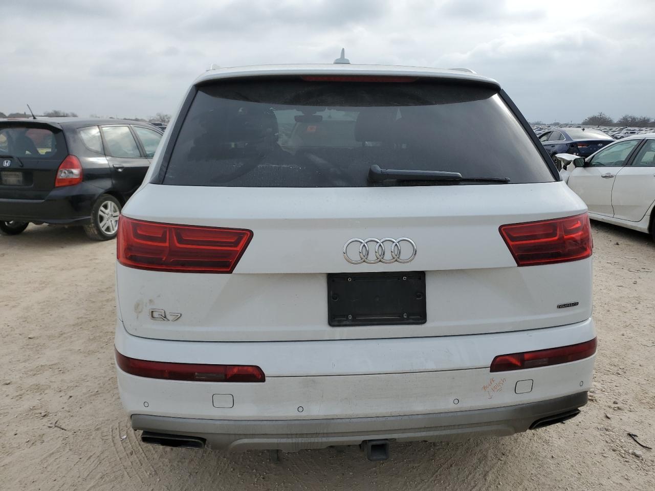 Photo 5 VIN: WA1LHAF7XJD001077 - AUDI Q7 