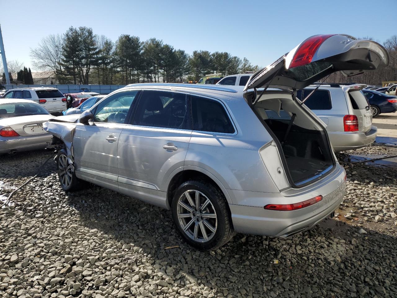 Photo 1 VIN: WA1LHAF7XJD028960 - AUDI Q7 