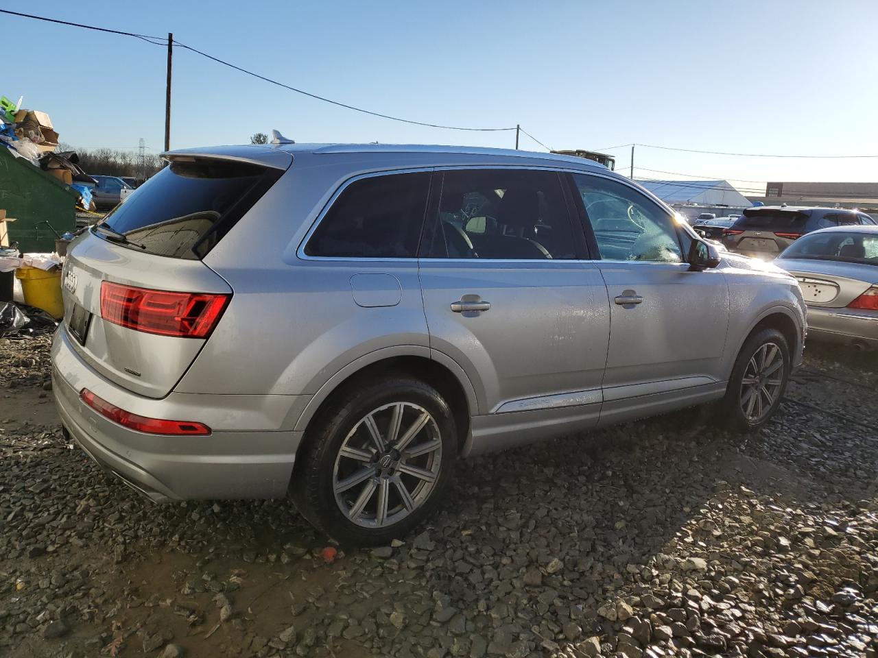 Photo 2 VIN: WA1LHAF7XJD028960 - AUDI Q7 