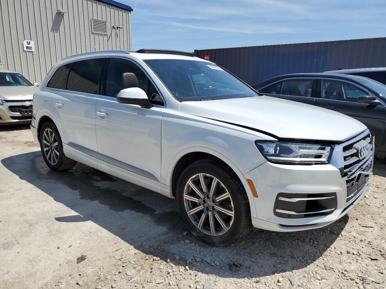 Photo 3 VIN: WA1LHAF7XJD053261 - AUDI Q7 