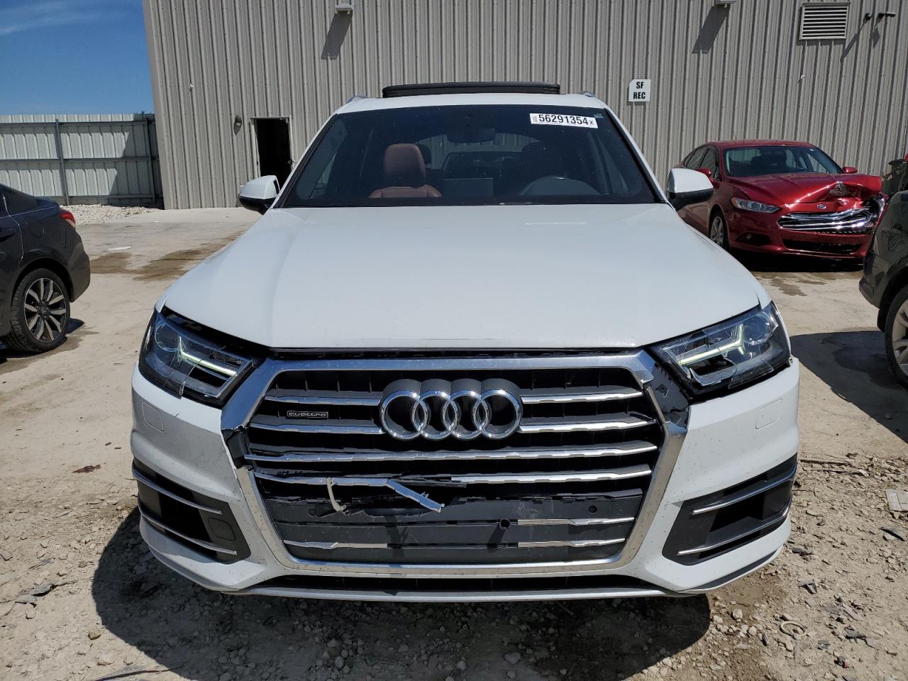 Photo 4 VIN: WA1LHAF7XJD053261 - AUDI Q7 