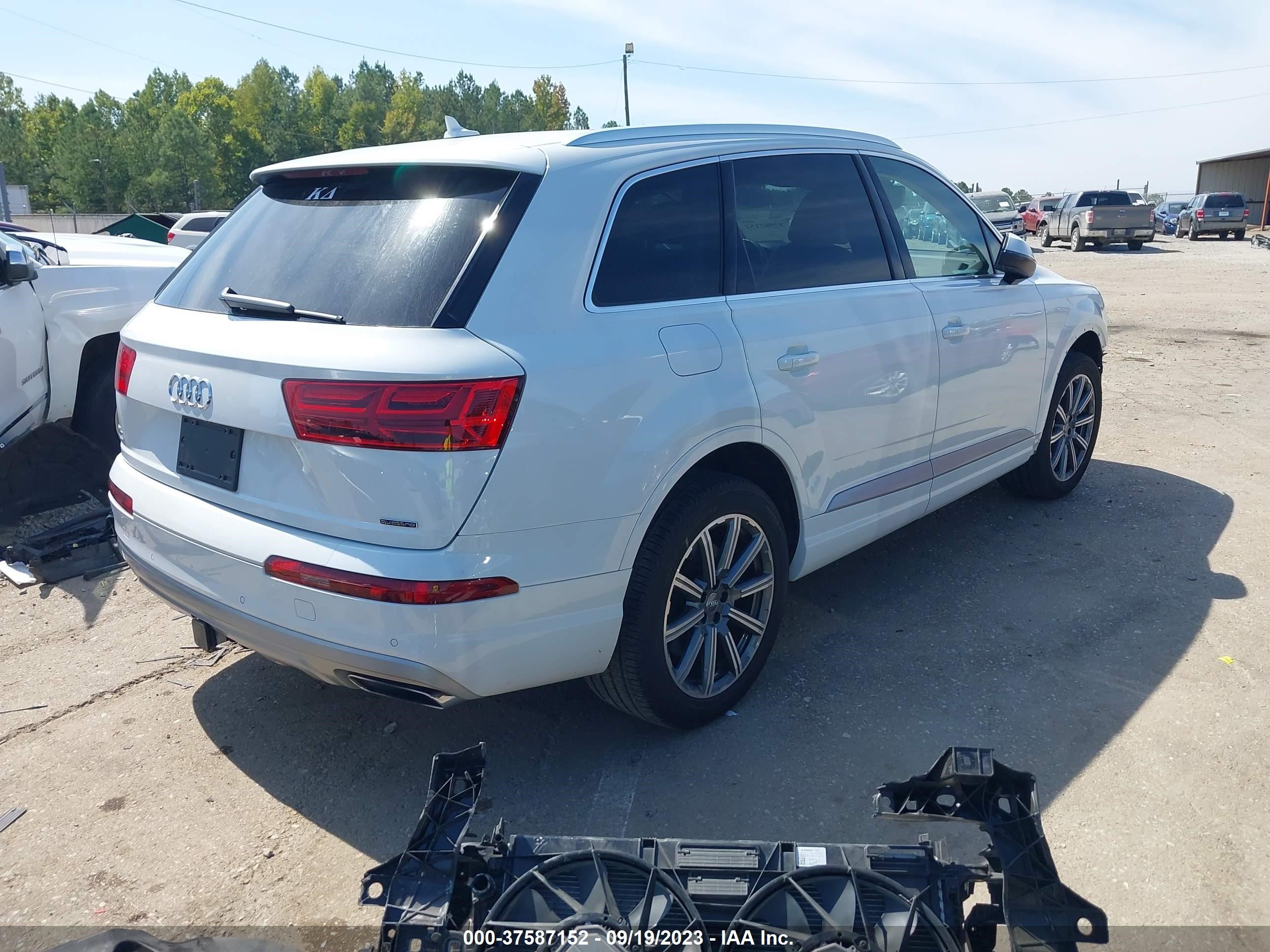 Photo 3 VIN: WA1LHBF70KD041790 - AUDI Q7 