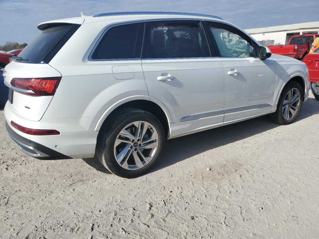 Photo 3 VIN: WA1LJAF77MD040315 - AUDI Q7 