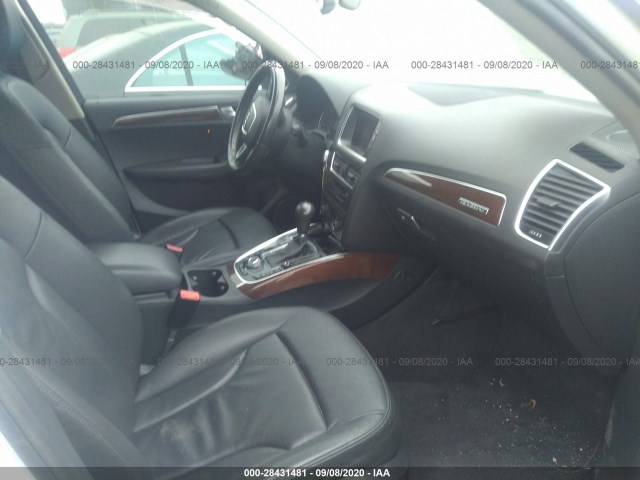 Photo 4 VIN: WA1LKAFP3AA013302 - AUDI Q5 